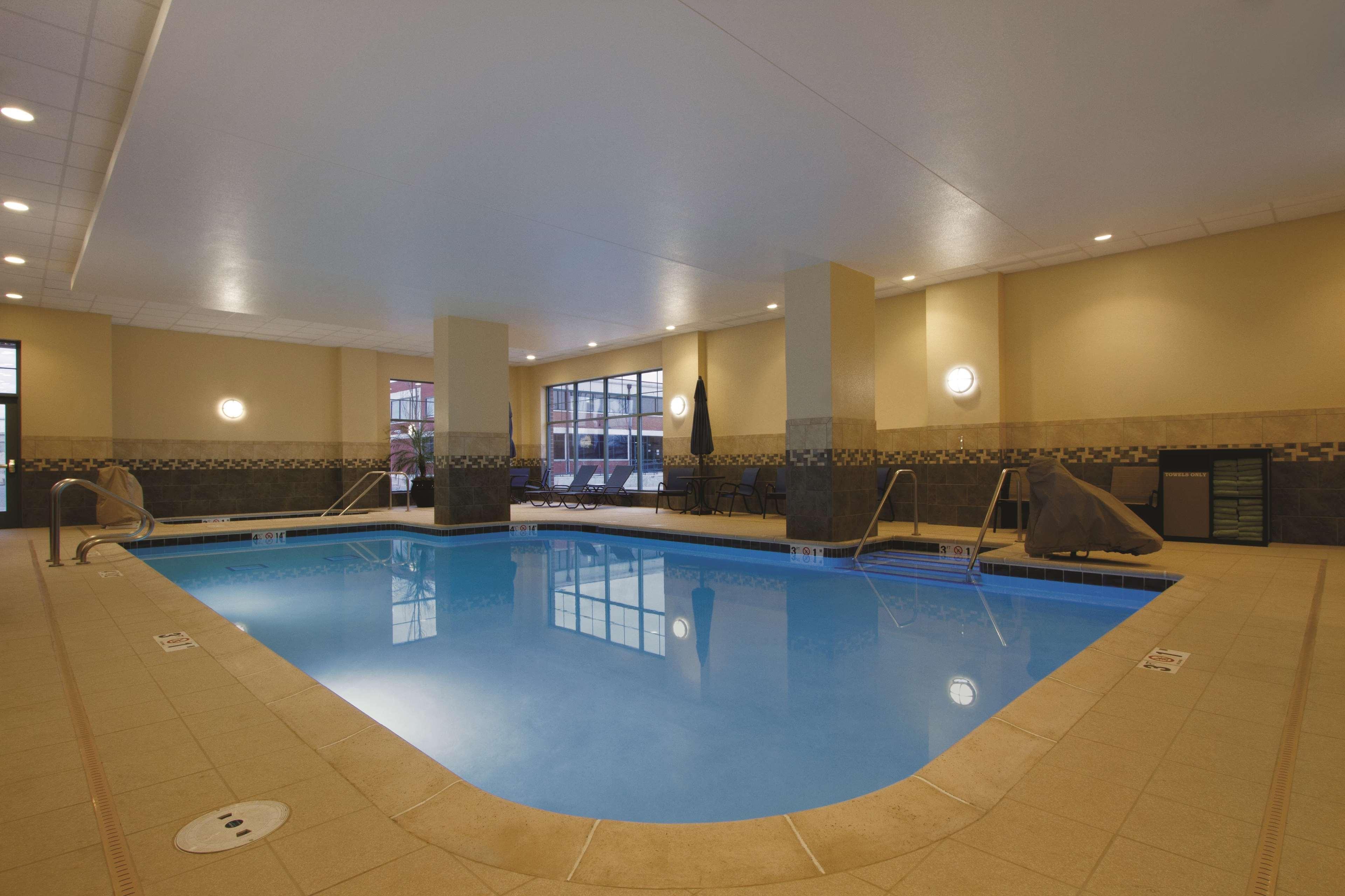 Hilton Garden Inn Oklahoma City/Bricktown Экстерьер фото