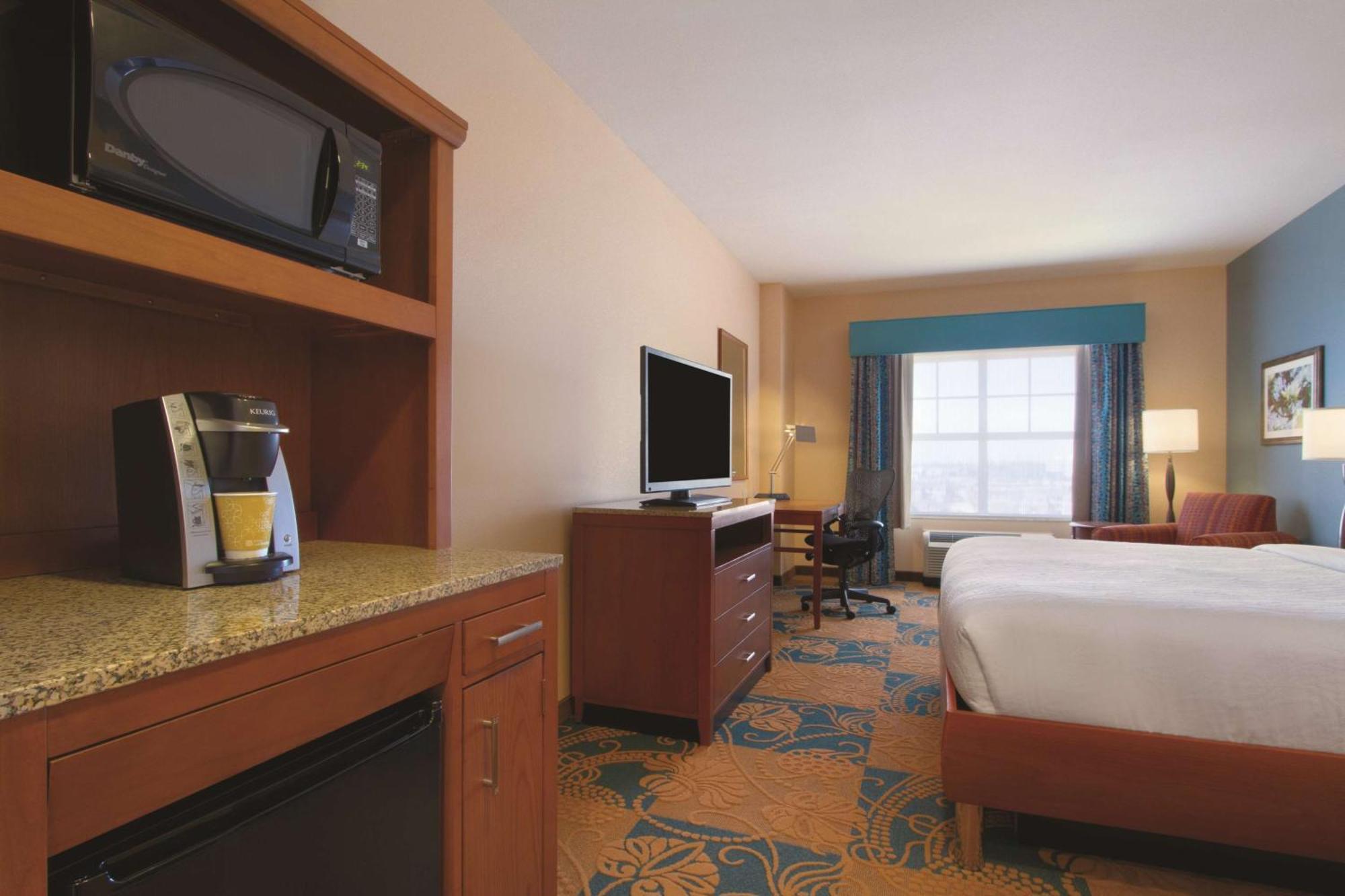 Hilton Garden Inn Oklahoma City/Bricktown Экстерьер фото